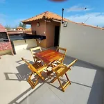 Casa Vista Para O Mar A Poucos Metros Da Praia Do Pontal